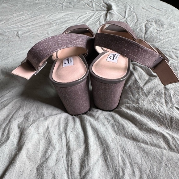 Clarks Women's Open-Toe Slingback Heels - Gray NWOB 9.5 - Picture 5 of 9